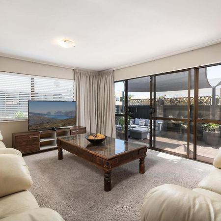 Ocean Beach Getaway Mount Maunganui Esterno foto